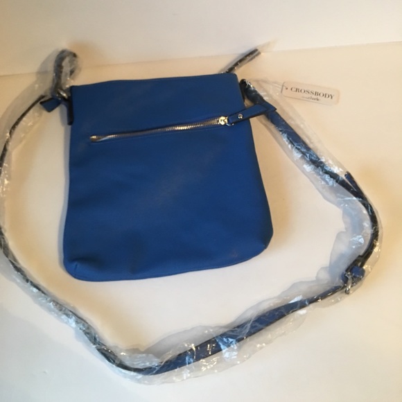 Charming Charlie Handbags - Charming Charlie crossbody bag